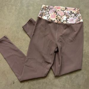 NWOT - z-Supply Purple Floral Leggings